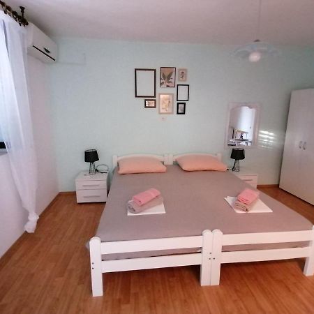 Apartments And Rooms Sanja سيبينج كرومبوتسكي المظهر الخارجي الصورة